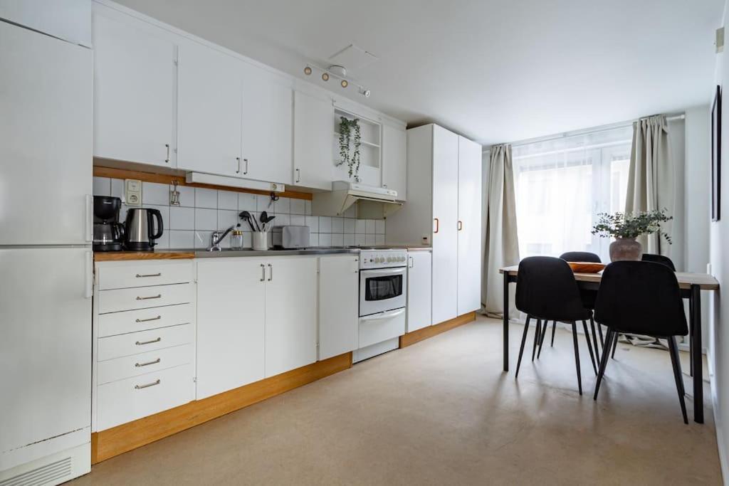 Low-Cost Stay In Sofo, Construction Work Stockholm Eksteriør billede